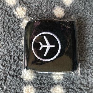 💗Airplane Wristband - NWT!